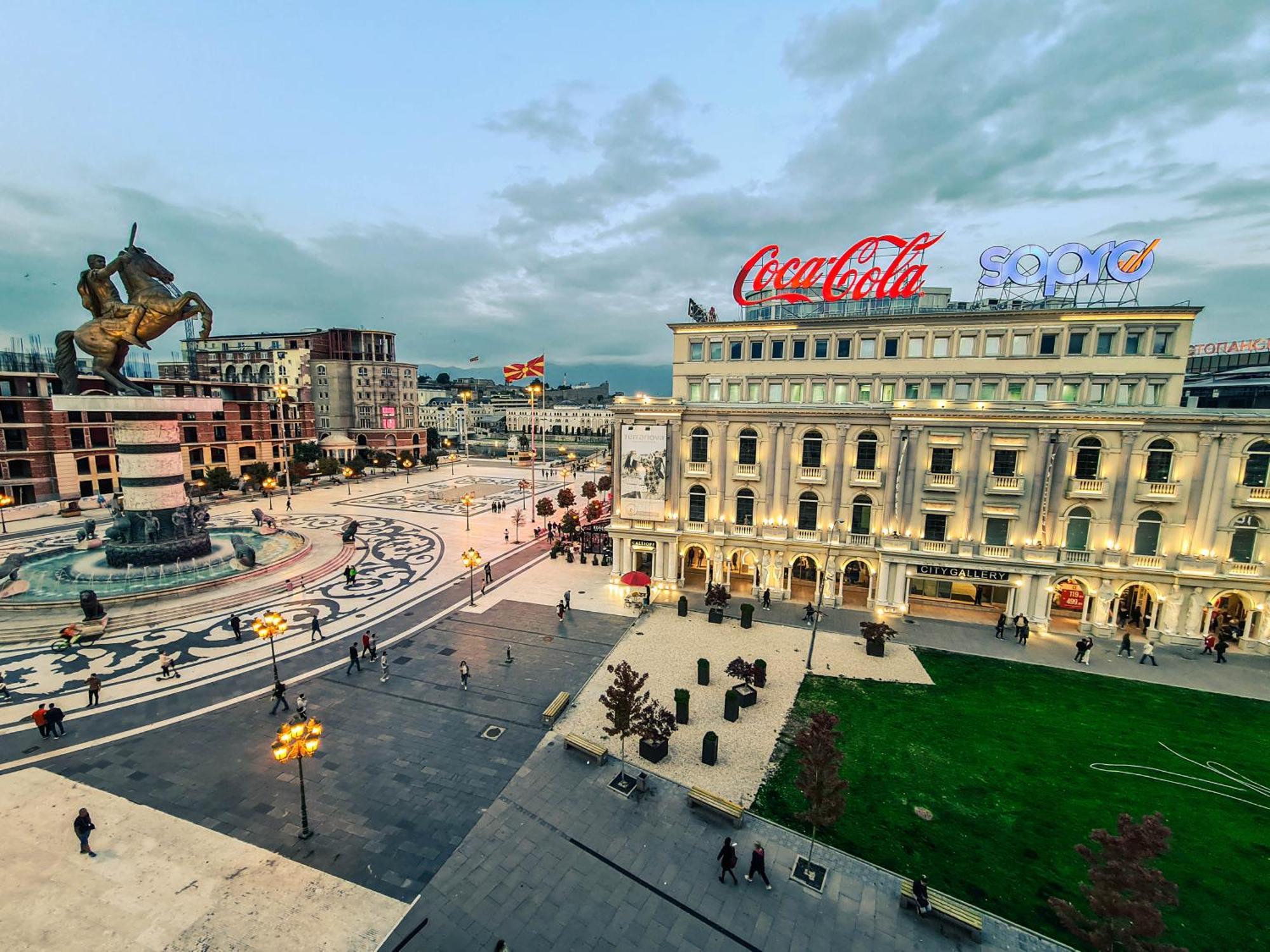 Fantazy Apartment Main Square Skopje Eksteriør billede